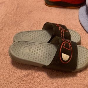 Men’s shoes  size 9